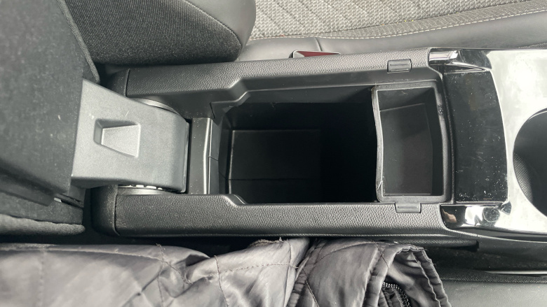 Peugeot 2008 1.2 PureTech 130 Allure 5dr Petrol Estate